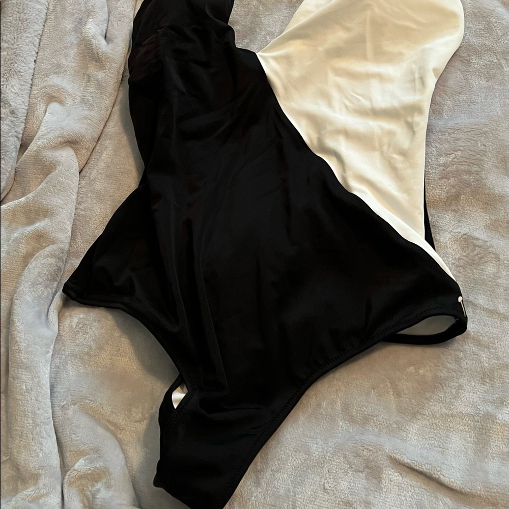 Black and white halter swimsuit tried on never worn